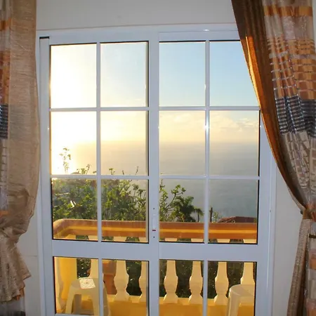 Apartamento Achada Hillside & Ocean View Apartment *